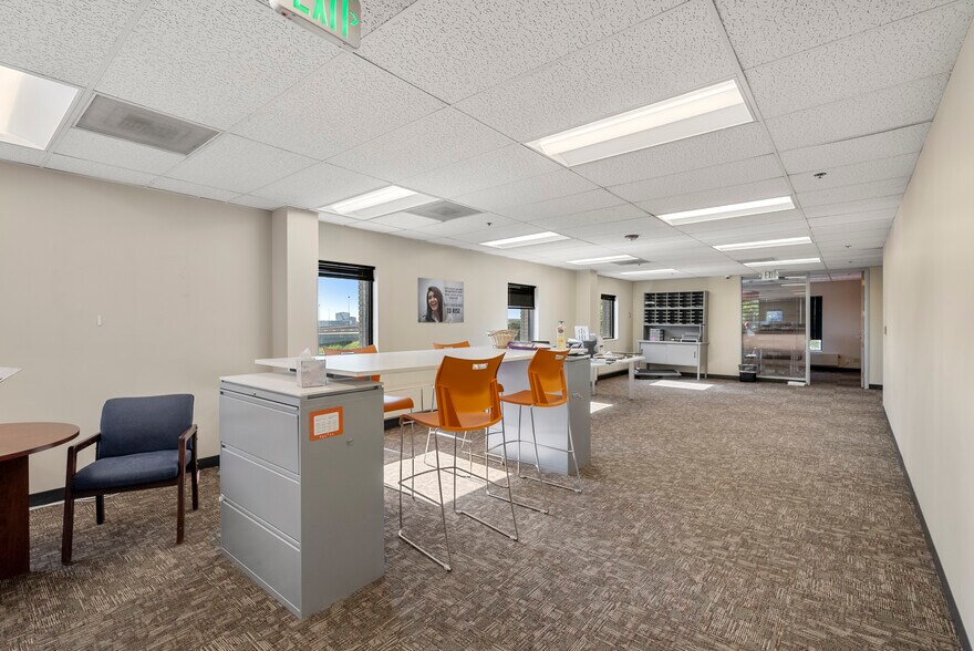 More Photos Of 400 W 48th Ave, Denver Office For Lease