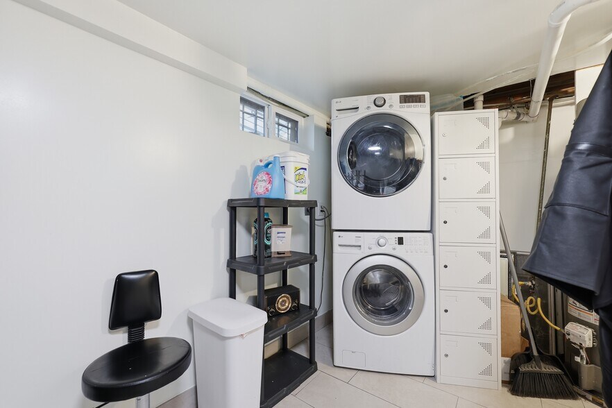 More Photos Of 25 Sheridan Blvd, Lakewood Freestanding For Sale
