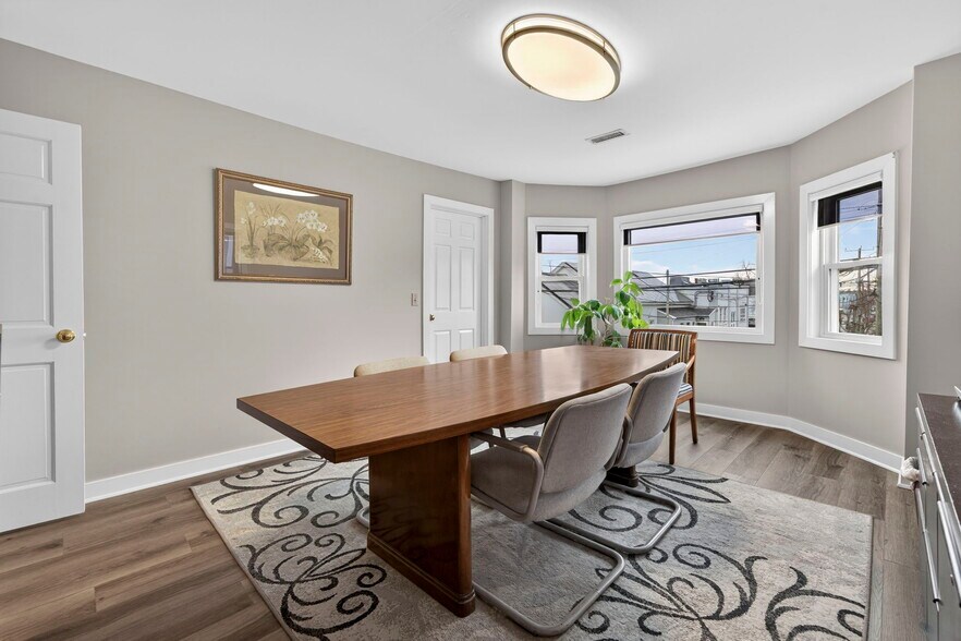 More Photos Of 35 E Pearl St, Nashua Office For Sale