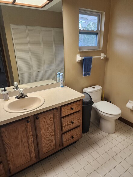 More Photos Of 2105 Drew St, Clearwater Office For Sale