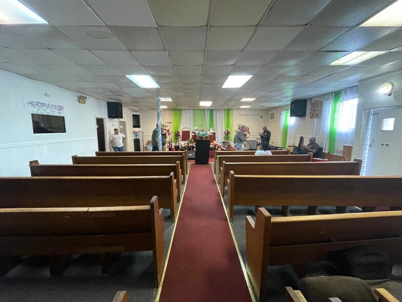 More Photos Of 203-205 Alexander St, Newark Storefront For Sale