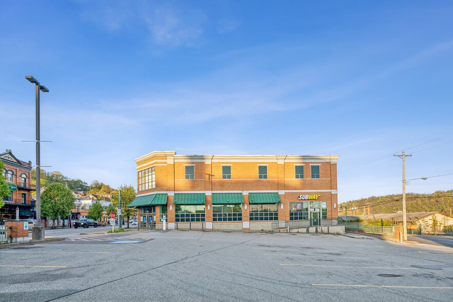 More Photos Of 133 W 8th Ave, Homestead Drugstore For Lease