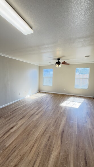 More Photos Of 216 S FM 1660, Hutto Daycare Center For Lease