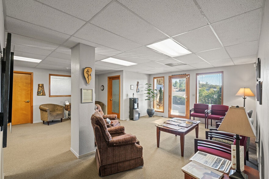 More Photos Of 2828 Easy St, Placerville Office For Lease