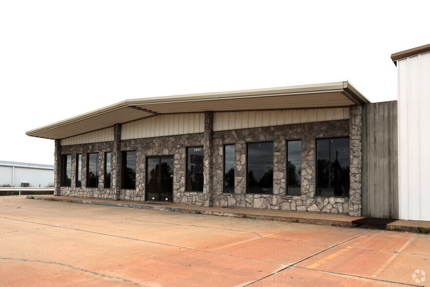 More Photos Of 2805 E 6th Ave, Stillwater Manufacturing For Sale