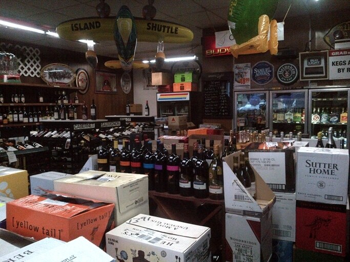 More Photos Of 176 Main St, Monroe Freestanding For Sale