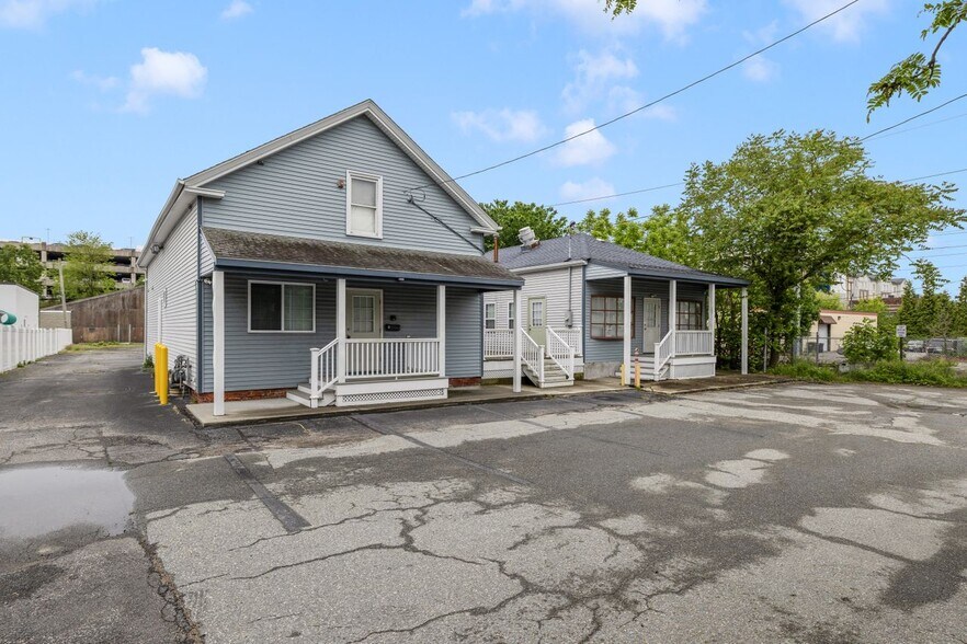 More Photos Of 84-86 Kilvert St, Warwick Restaurant For Sale