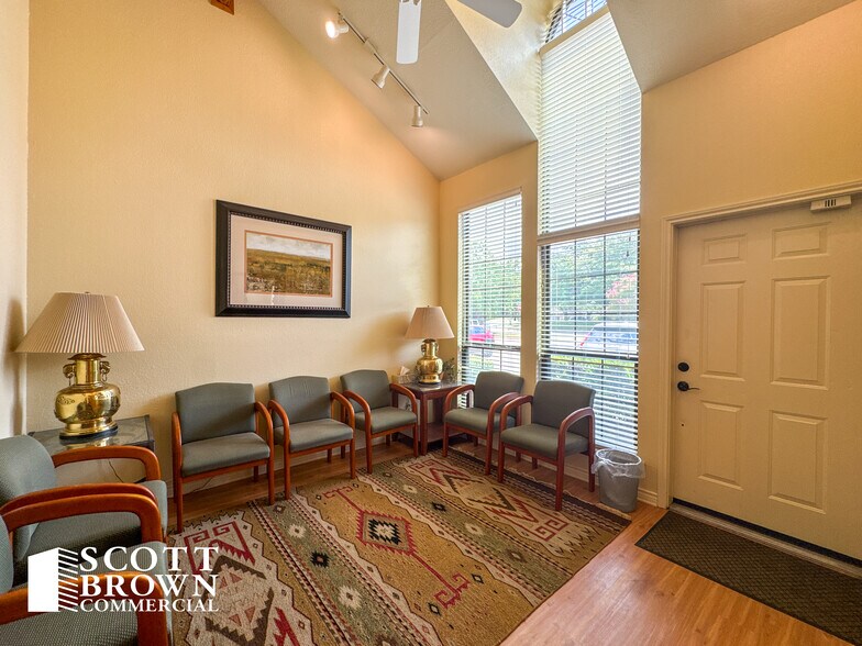 More Photos Of 4232 I-35, Denton Medical For Sale