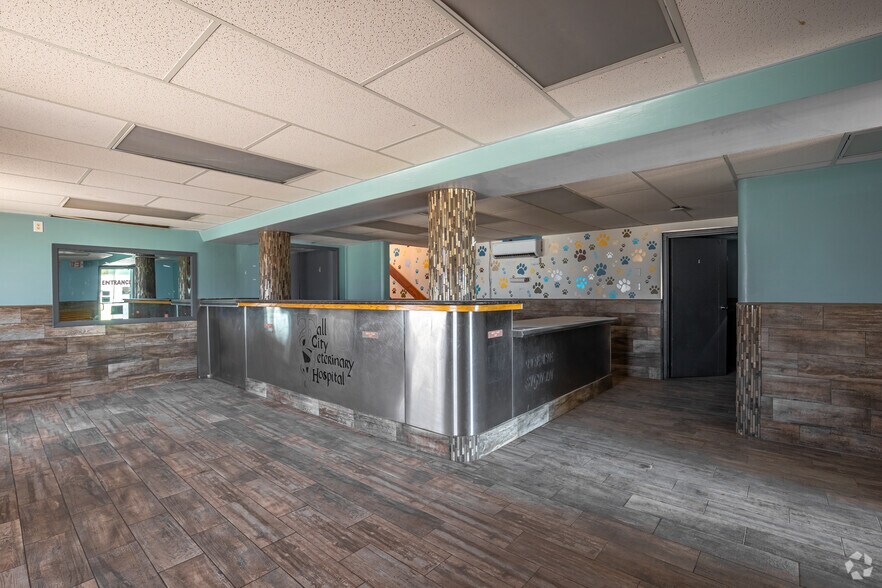 More Photos Of 4606 W Wall St, Midland Flex For Lease