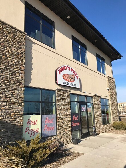 More Photos Of 1005 S Main St, Watford City Medical For Lease