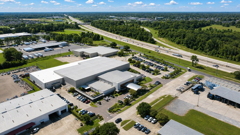 More Photos Of 7277 Exchequer Dr, Baton Rouge Distribution For Sale