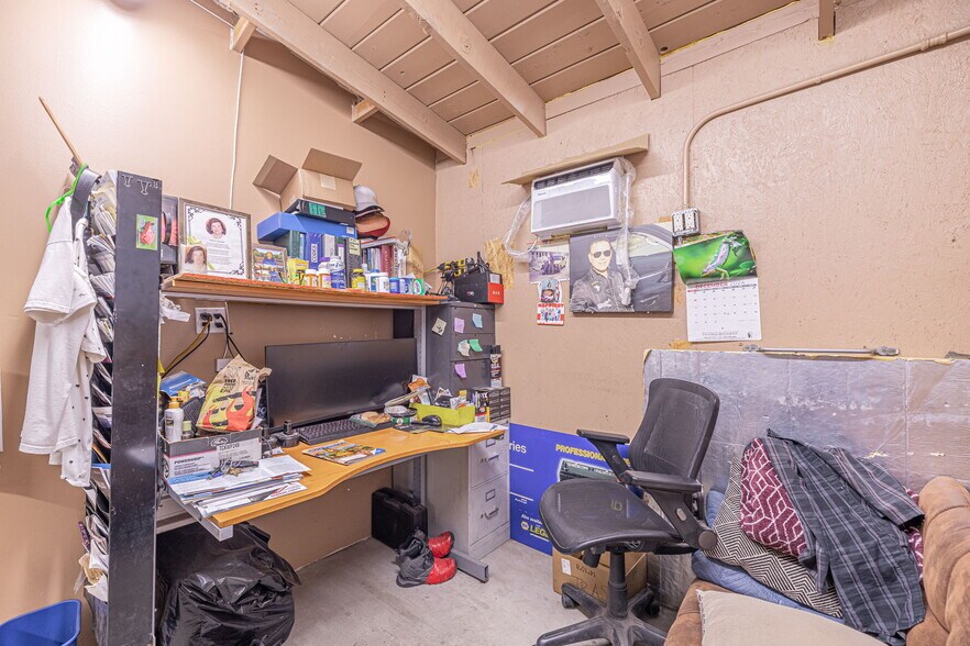 More Photos Of 15723 Kadota St, Sylmar Land For Sale