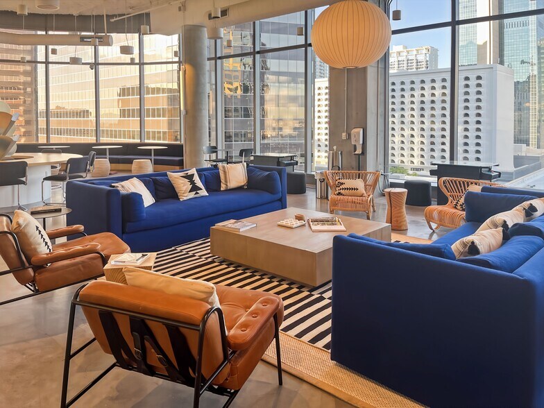 More Photos Of 101 E Washington St, Phoenix Coworking Space