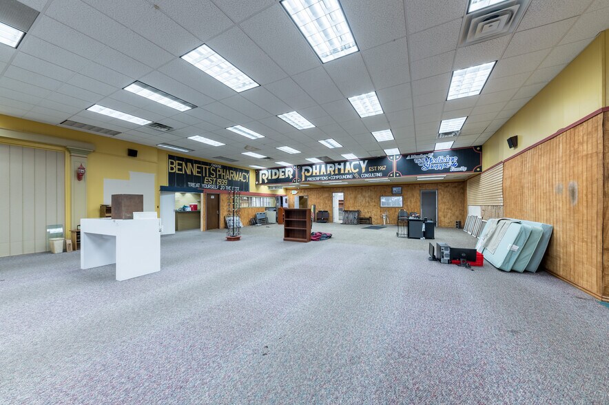 More Photos Of , Fairmont Unknown For Sale