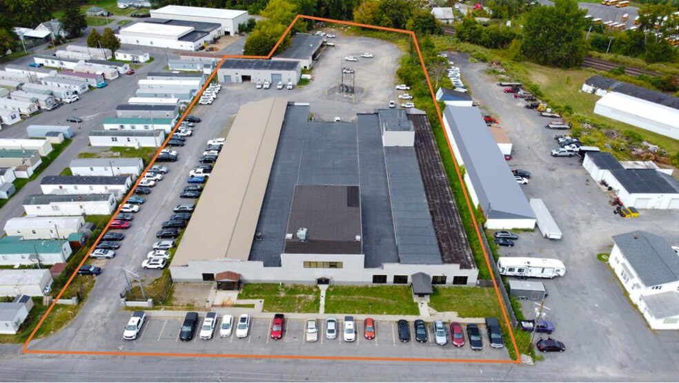 Primary Photo Of 1811 LeMoyne Ave, Syracuse Warehouse For Lease