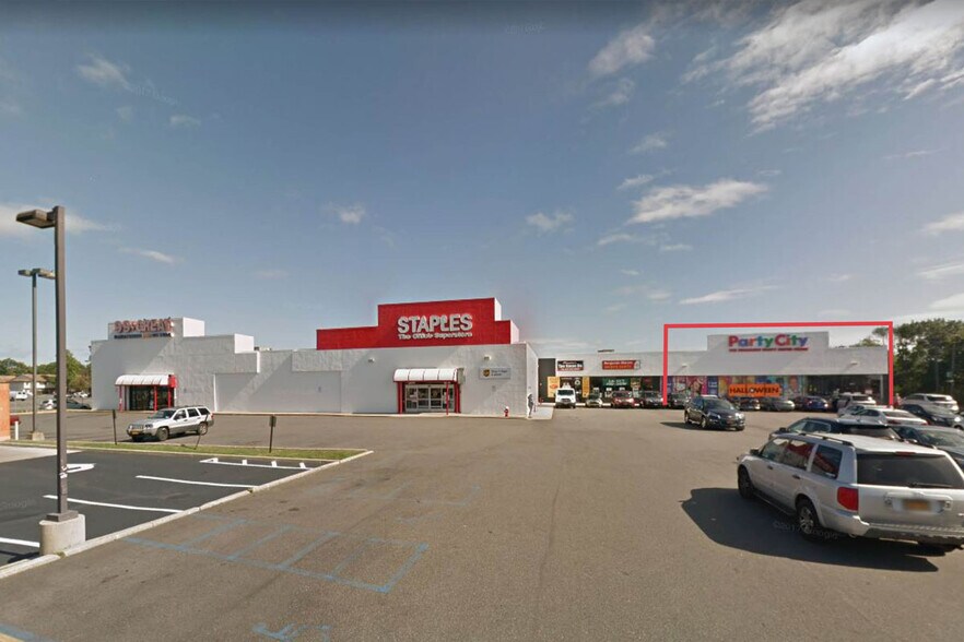Primary Photo Of 1239-1241 Deer Park Ave, North Babylon Freestanding For Lease