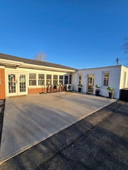 More Photos Of 9273 W 1050 N, Elwood Freestanding For Sale