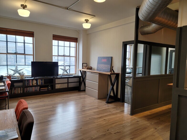 More Photos Of 106 N Main St, Akron Coworking Space