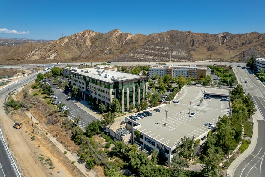 More Photos Of 28515 Westinghouse Pl, Valencia Office For Sale