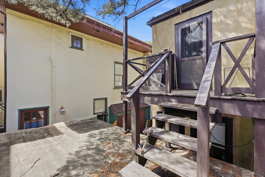 More Photos Of 50 Charlotte St, Saint Augustine Storefront Retail Office For Sale