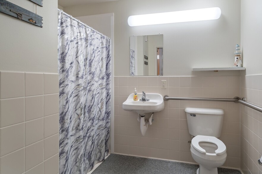 More Photos Of 311 NE 4th Ave, Crystal River Healthcare For Lease