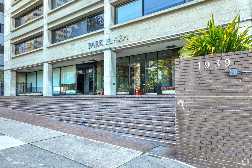 More Photos Of 1939 Harrison St, Oakland Office For Lease