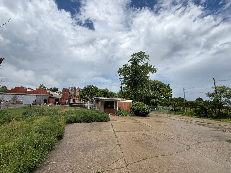 More Photos Of 7445 Mentz Rd, Franklin Land For Sale