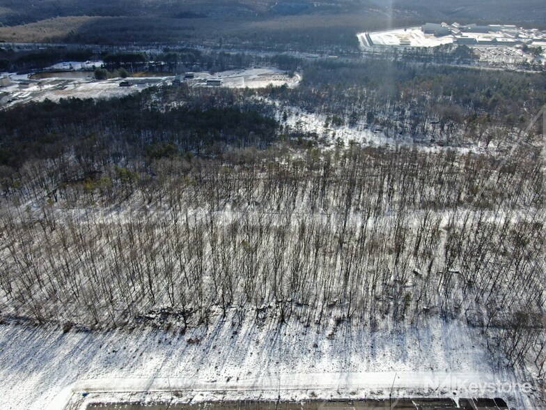 More Photos Of 178 Industrial Rd, Frackville Flex For Sale