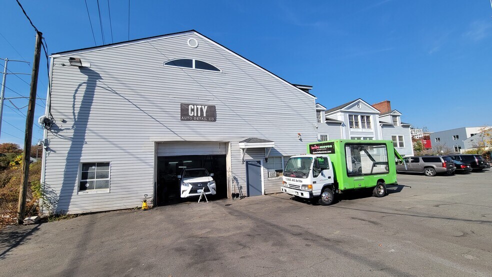 More Photos Of 1115 W Broad St, Falls Church Auto Repair For Sale