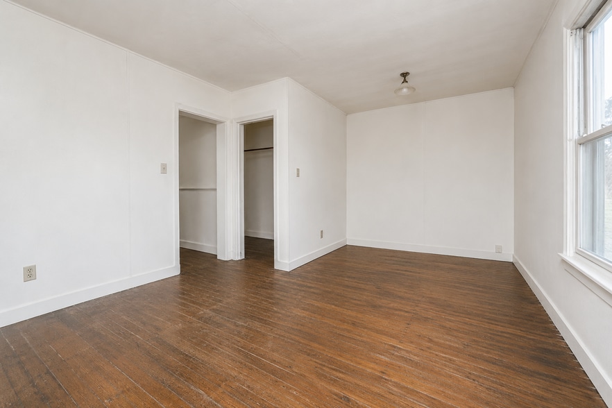 More Photos Of 154 26th St, Brooklyn Warehouse For Sale