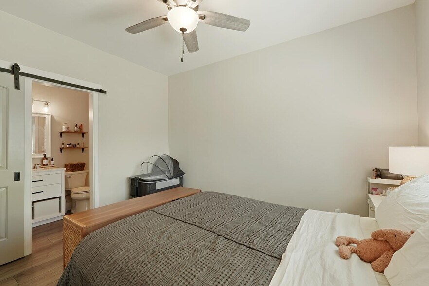More Photos Of 595 E Augusta St, Woodbridge Apartments For Sale