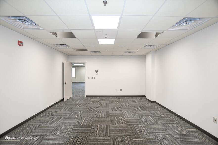 More Photos Of 106 Wynn Dr, Huntsville Office For Lease