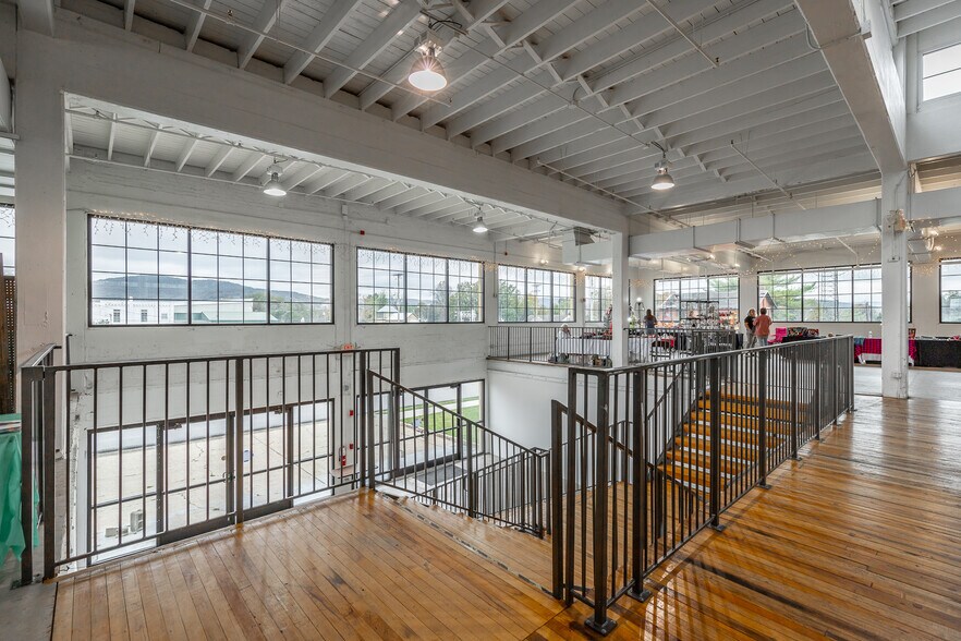 More Photos Of 104 Monterey Street, Cowan Industrial For Sale