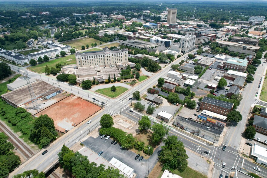 More Photos Of 300 N Church St, Spartanburg Land For Sale