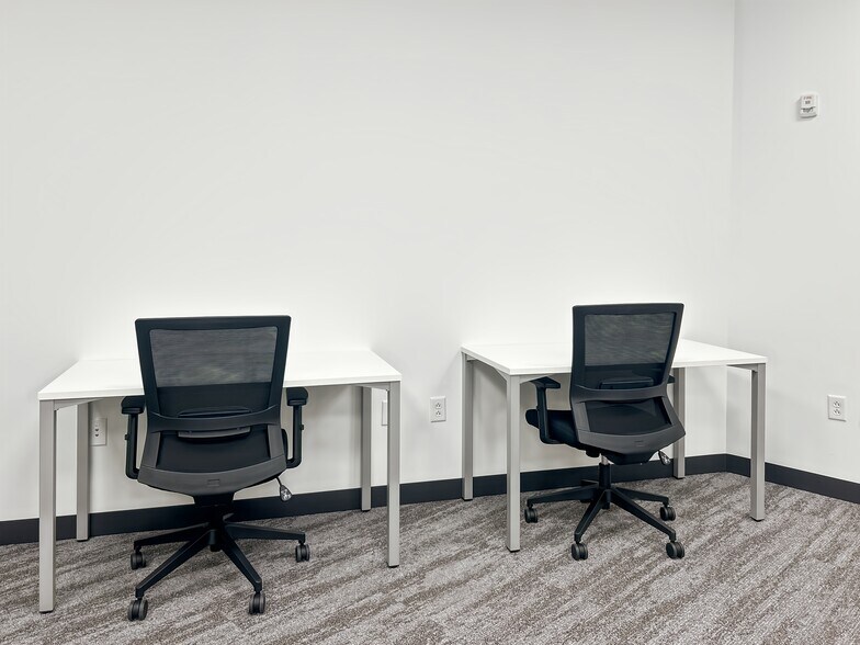 More Photos Of 101 W Vandalia St, Edwardsville Coworking Space