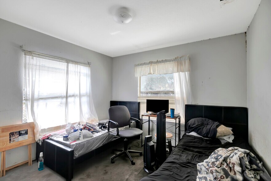 More Photos Of 3909 N 38th St, Tampa Land For Lease