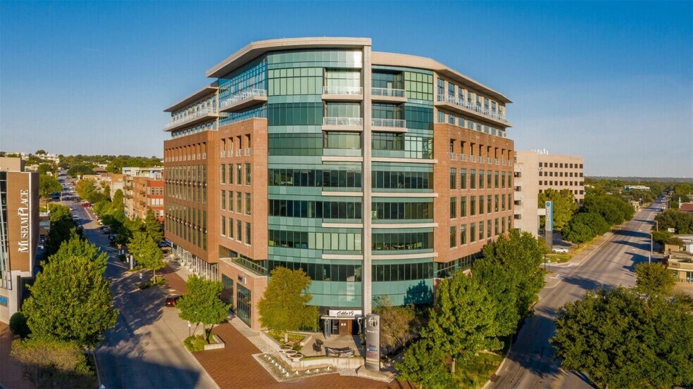 More Photos Of 3100 W 7th St, Fort Worth Office Residential For Lease