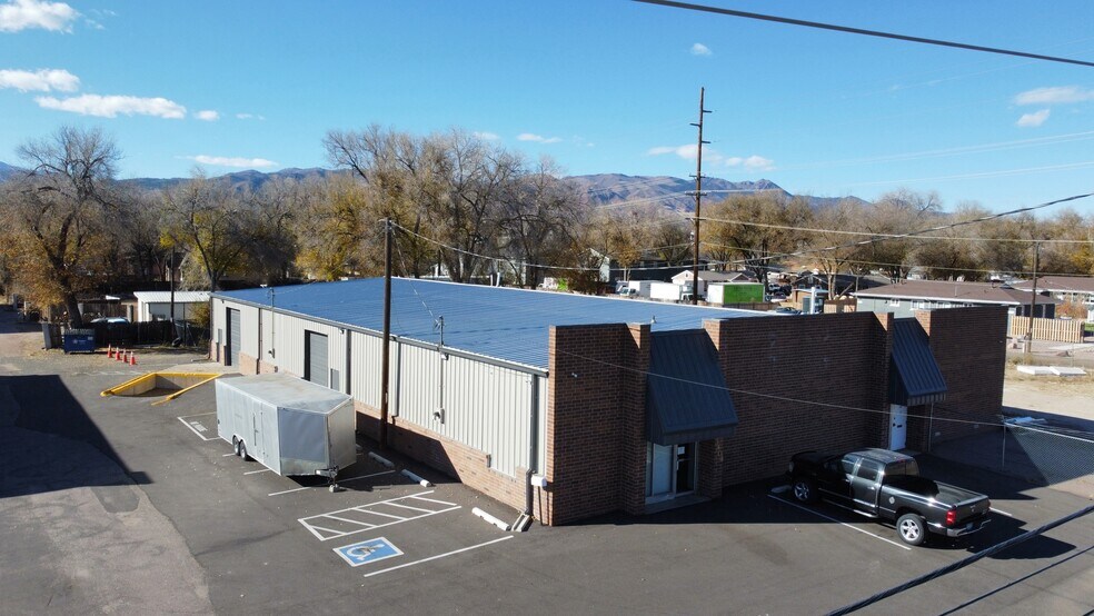 More Photos Of 3404 N Cascade Ave, Colorado Springs Distribution For Lease