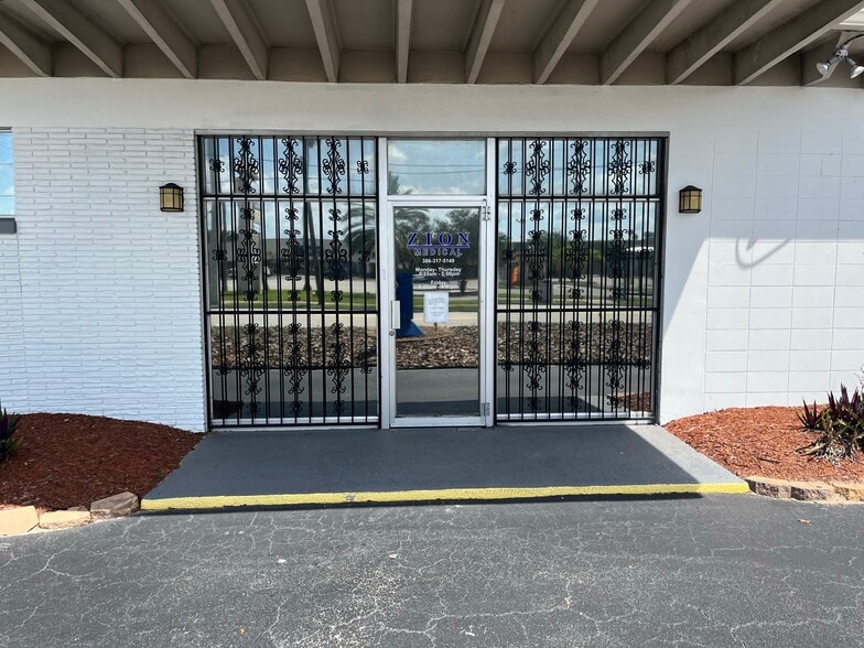 More Photos Of 1020 Mason Ave, Daytona Beach Medical For Lease