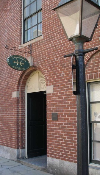 More Photos Of 392 Acushnet Ave, New Bedford Office For Sale