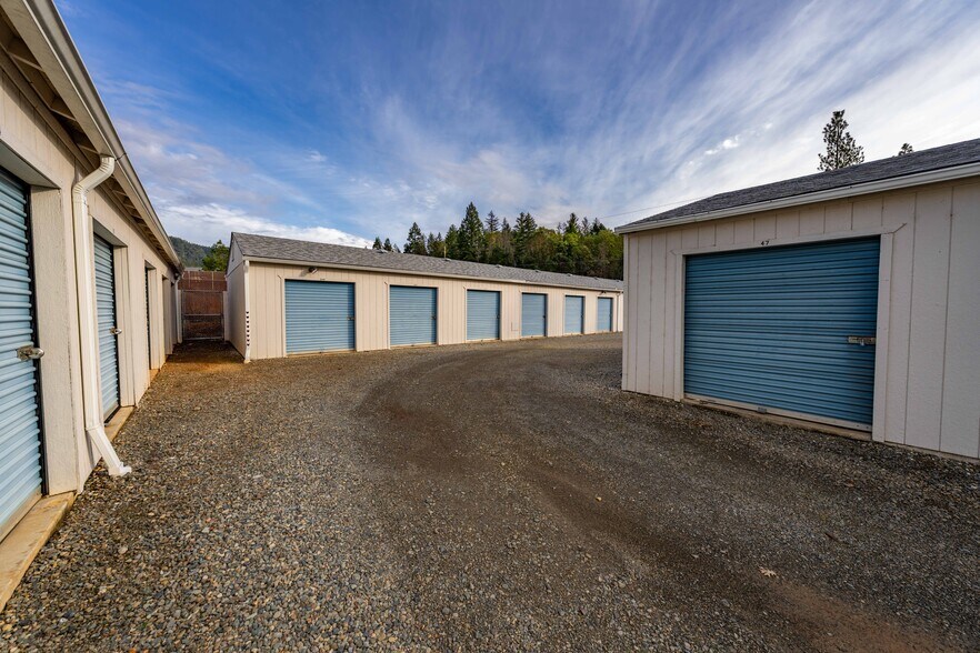 More Photos Of 25657 Redwood Hwy, Cave Junction Self Storage For Sale