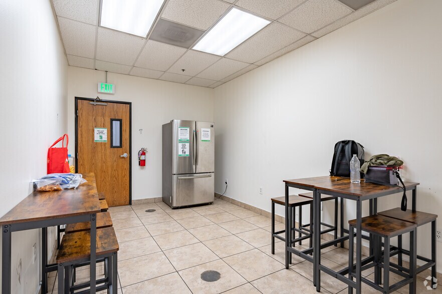 More Photos Of 2720 Pellissier Pl, City of Industry Warehouse For Lease