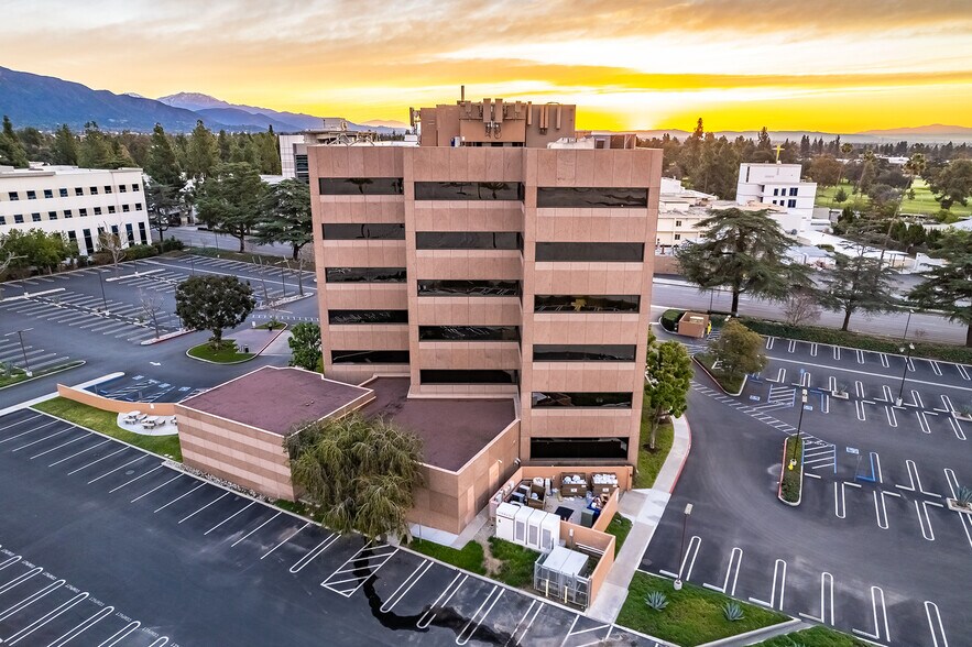 More Photos Of 301 W Huntington Dr, Arcadia Medical For Lease
