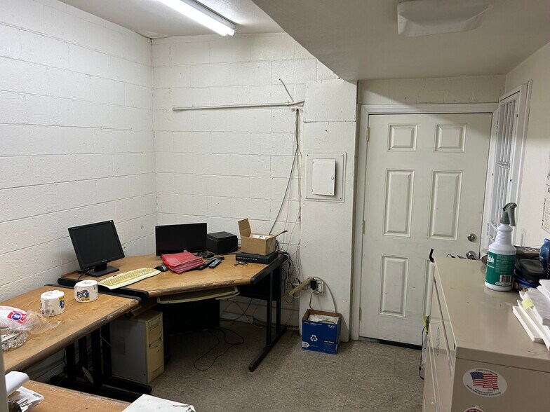 More Photos Of 1002 E Pacific Coast Hwy, Wilmington Land For Sale