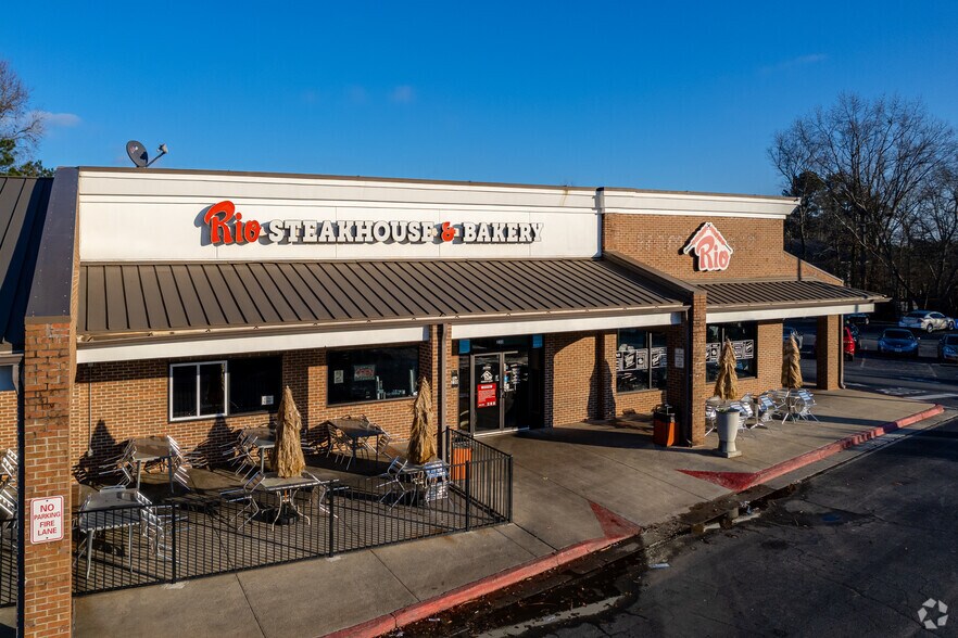 More Photos Of 1275 Powers Ferry Rd SE, Marietta Freestanding For Lease