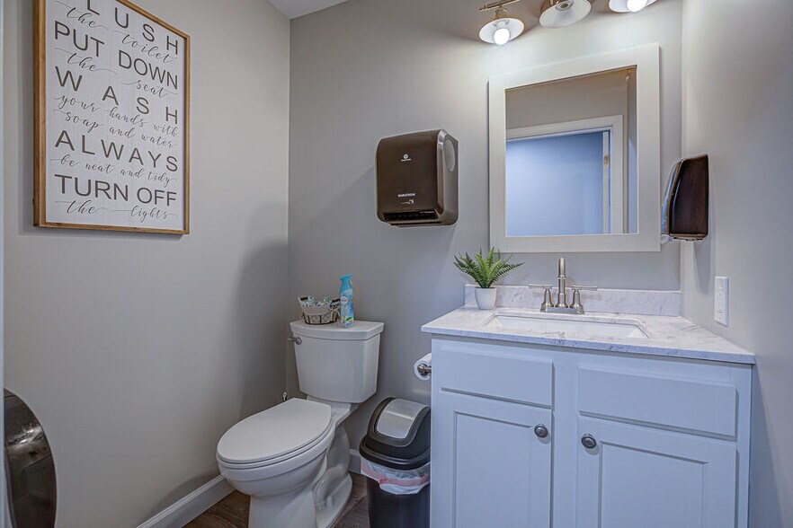 More Photos Of 304 Edgewood Dr, Trenton Medical For Sale