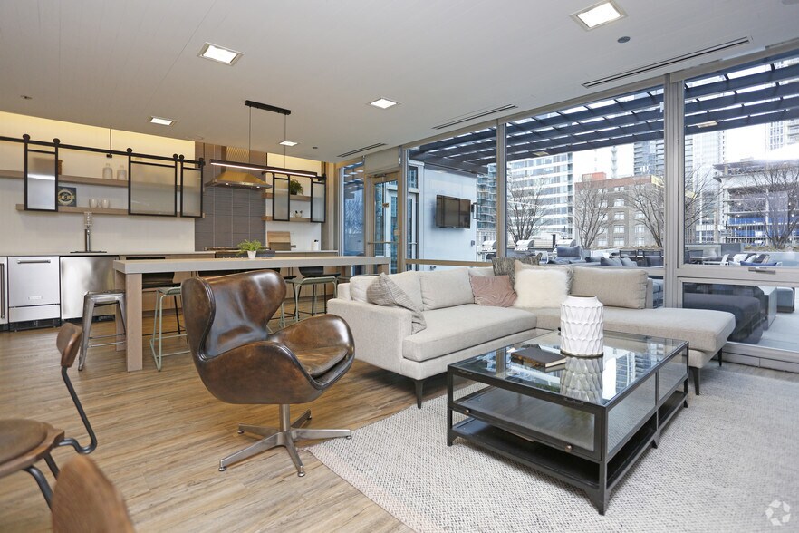 More Photos Of 1401 S State St, Chicago Apartments For Lease