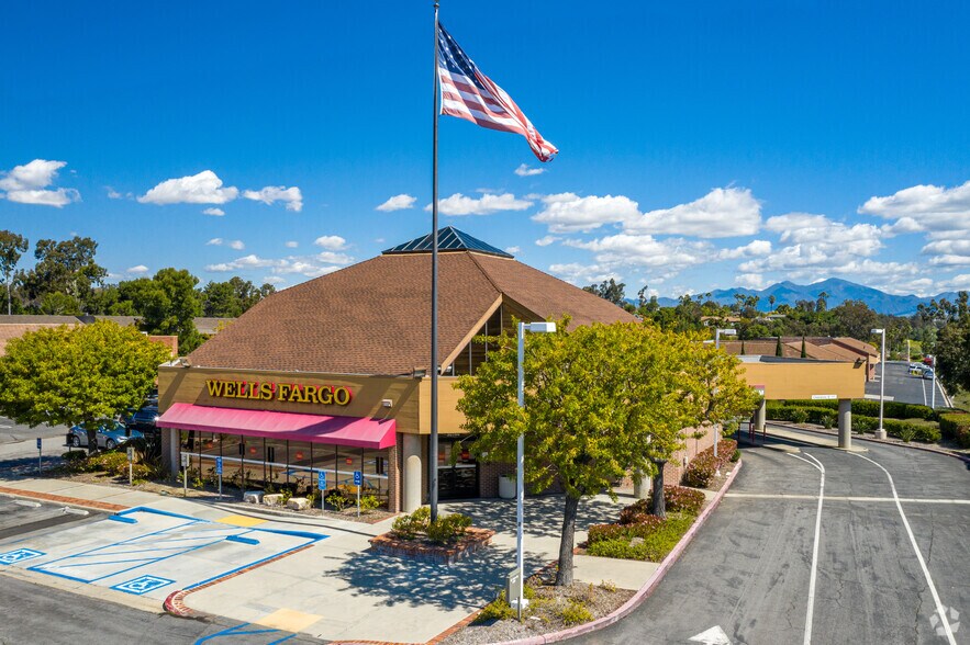 More Photos Of 30192 Town Center Dr, Laguna Niguel Drugstore For Lease