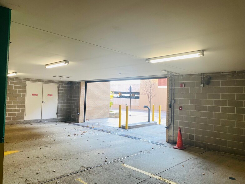 More Photos Of 500 Main St, Dubuque Office For Sale