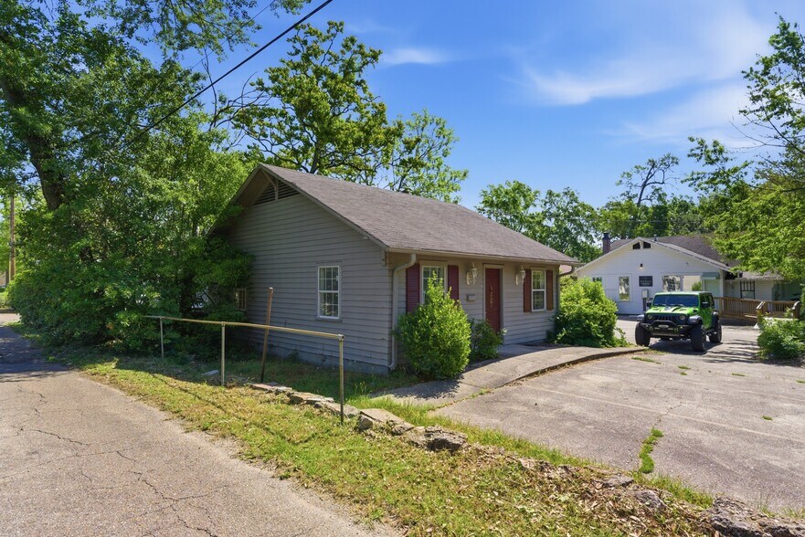 More Photos Of 307 3rd Ave, Hattiesburg Office For Sale
